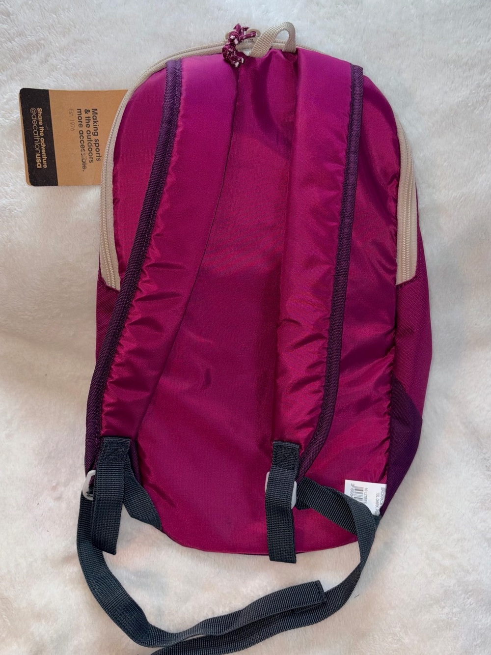 QUECHUA Decathlon Hiking Backpack NWT! - Picture 2 of 8